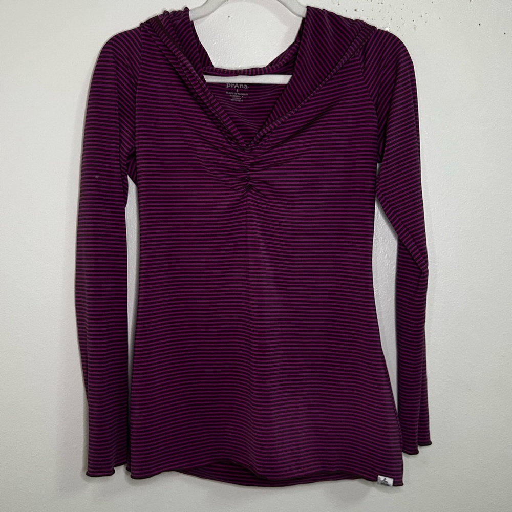 Prana purple striped long sleeve hooded athletic top